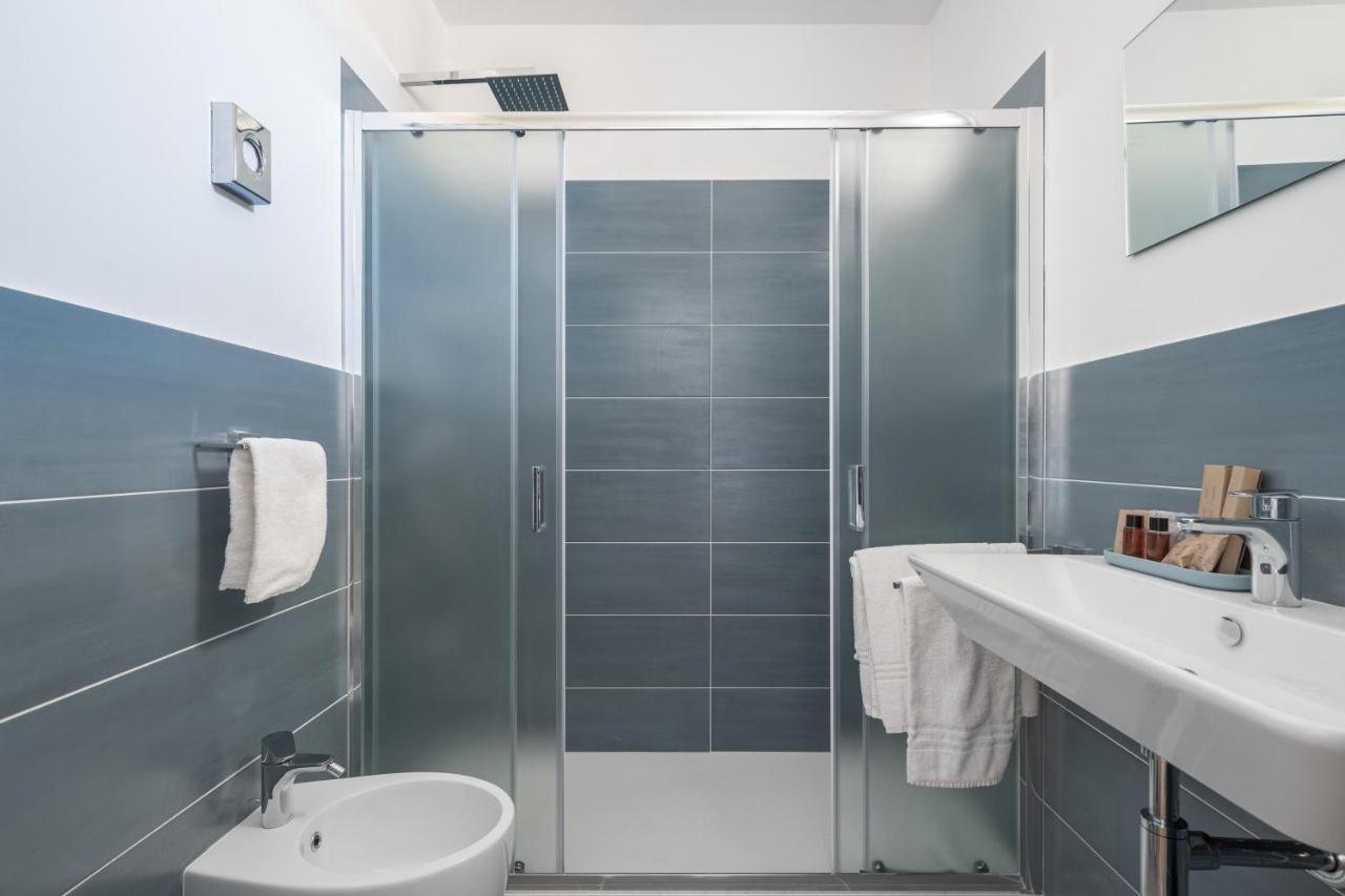 Attico 37 - Comfort Room Con Terrazza Privata パレルモ エクステリア 写真